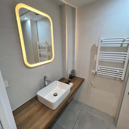 City Center Flat *